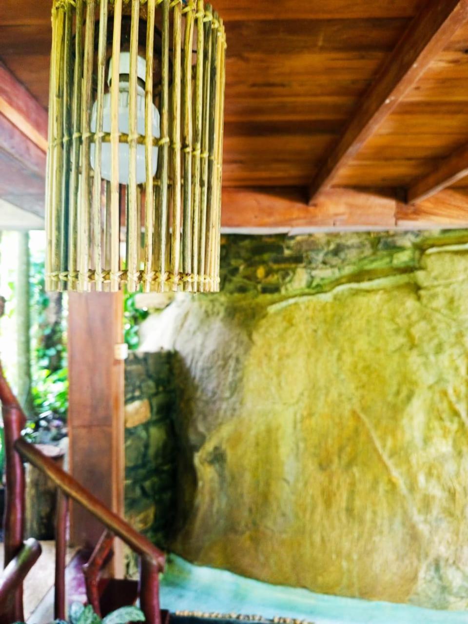 Jungle Face Inn Ella Luaran gambar