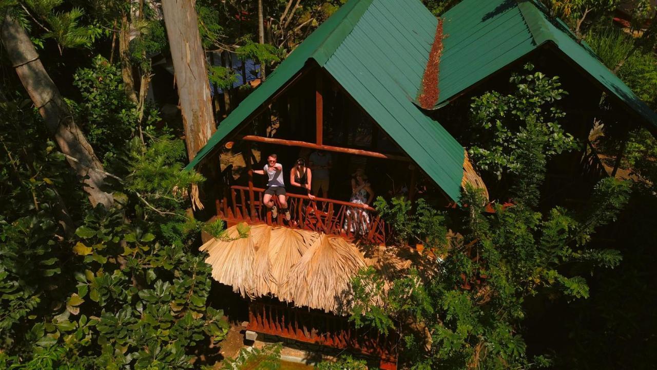 Jungle Face Inn Ella Luaran gambar